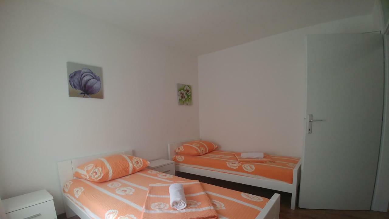 City Mid Mostar Apartment Zewnętrze zdjęcie